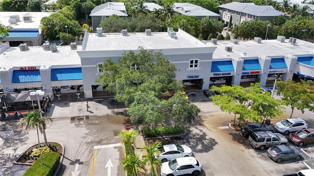 424 NE 27th Dr, Wilton Manors, FL 33334