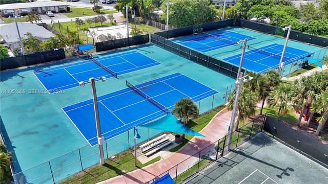 424 NE 27th Dr, Wilton Manors, FL 33334