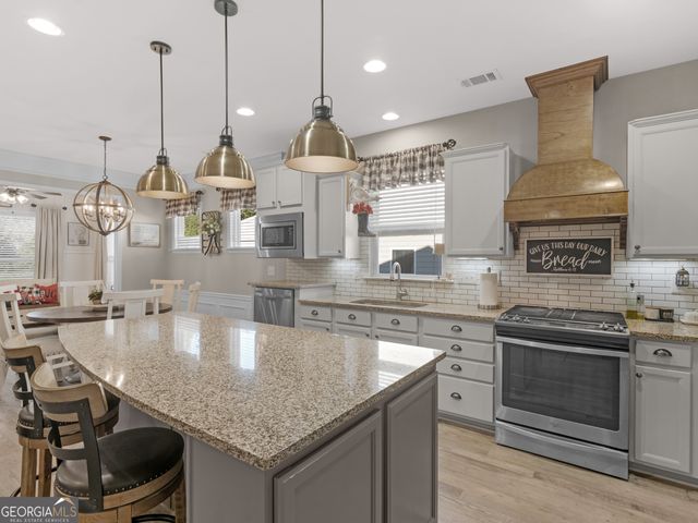 201 Evergreen Court, Griffin, GA 30223