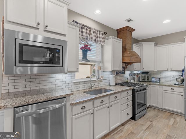 201 Evergreen Court, Griffin, GA 30223