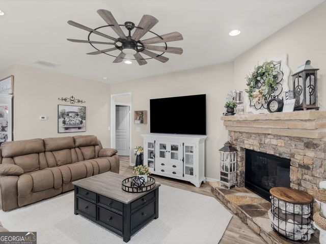 201 Evergreen Court, Griffin, GA 30223