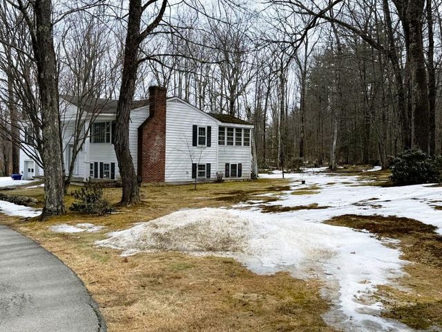 59 White Rock Hill Road, Bow, NH 03304