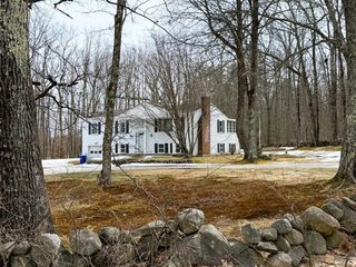 59 White Rock Hill Road, Bow, NH 03304