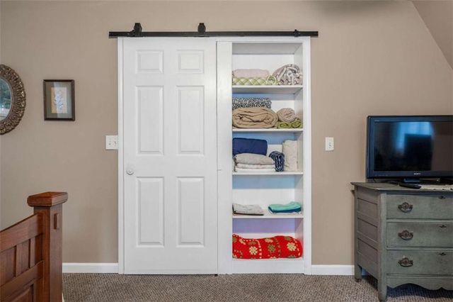 6463 Old Shadburn Ferry Road, Buford, GA 30518