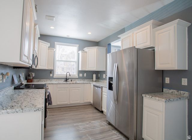 11431 S LAKE FALLS RD, South Jordan, UT 84009