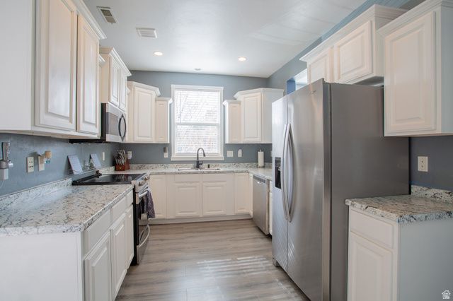 11431 S LAKE FALLS RD, South Jordan, UT 84009