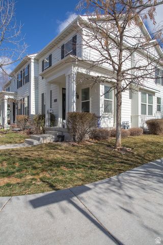 11431 S LAKE FALLS RD, South Jordan, UT 84009