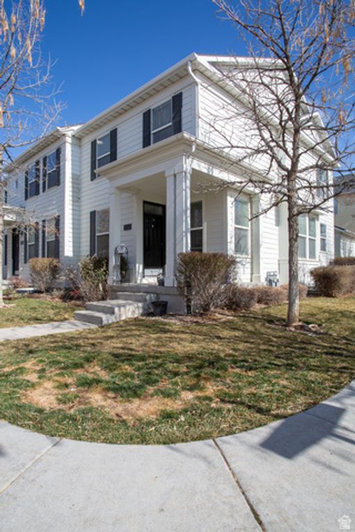 11431 S LAKE FALLS RD, South Jordan, UT 84009