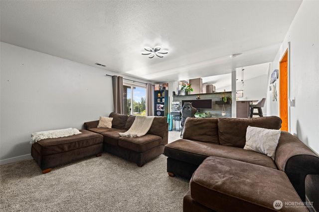 4837 S 309th Street, Auburn, WA 98001