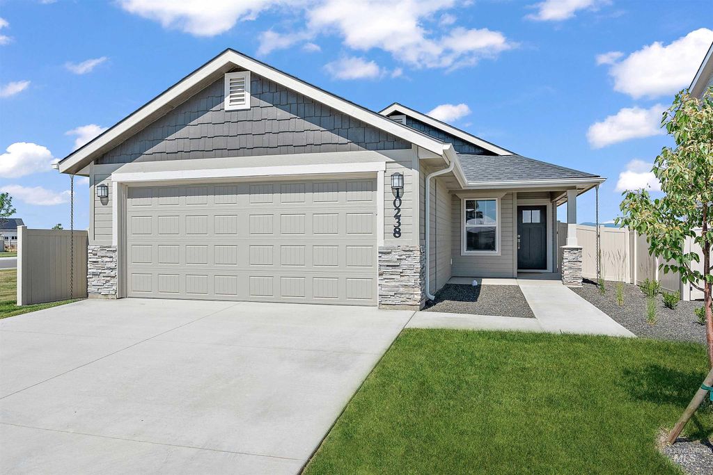 10104 Longtail Drive, Nampa, ID 83687