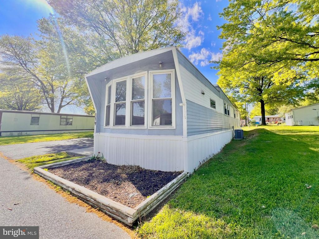 119 ANDREW DR, Middletown, PA 17057