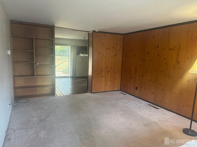 22 Richford Road, South Brunswick, NJ 08824