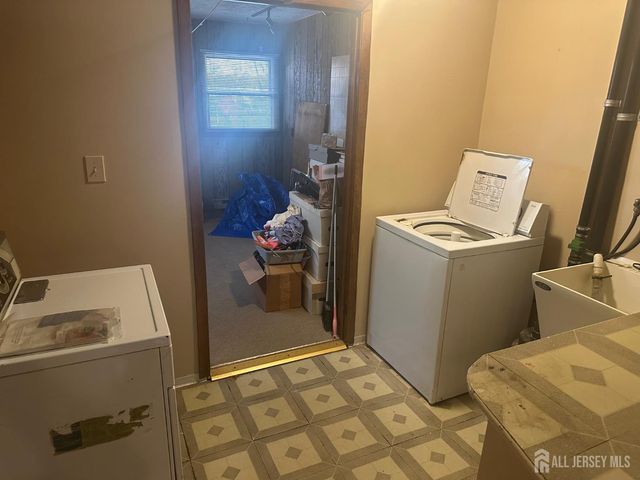 22 Richford Road, South Brunswick, NJ 08824