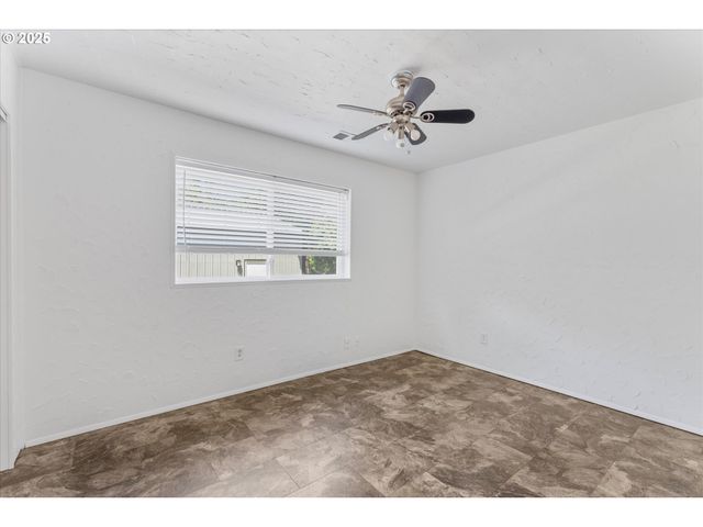 3079 Sw 22ND St, Gresham, OR 97080