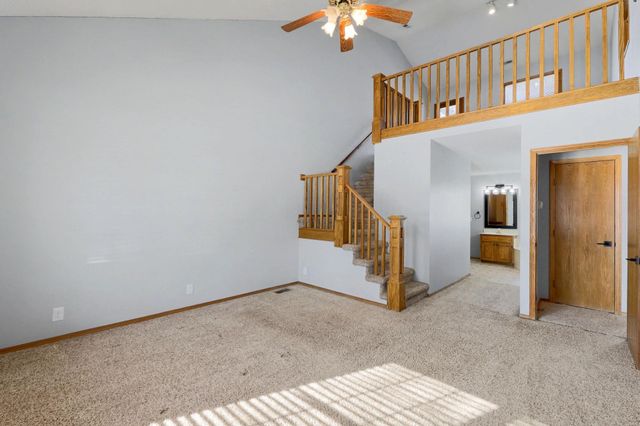 9814 W Jamesburg St, Wichita, KS 67212