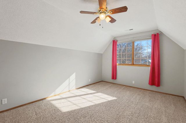 9814 W Jamesburg St, Wichita, KS 67212