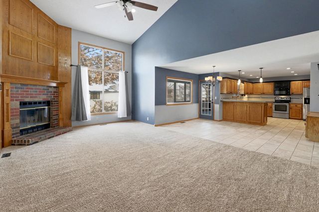 9814 W Jamesburg St, Wichita, KS 67212