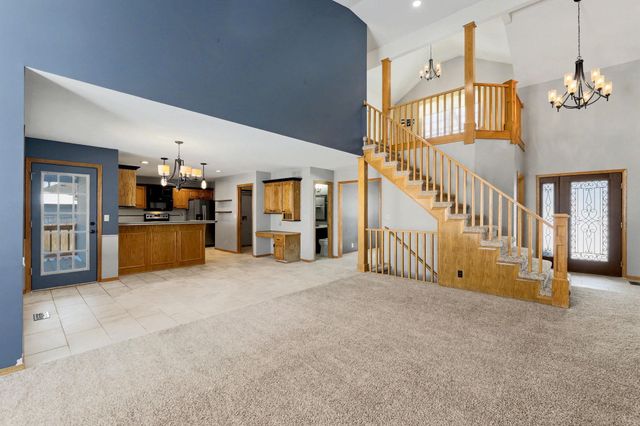 9814 W Jamesburg St, Wichita, KS 67212