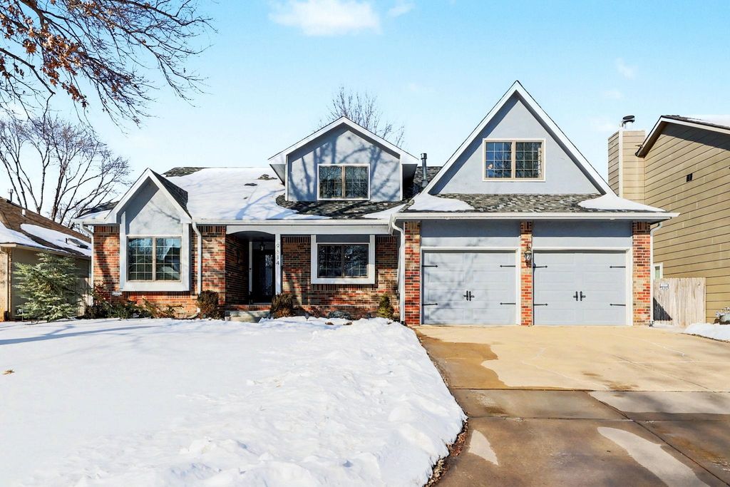 9814 W Jamesburg St, Wichita, KS 67212