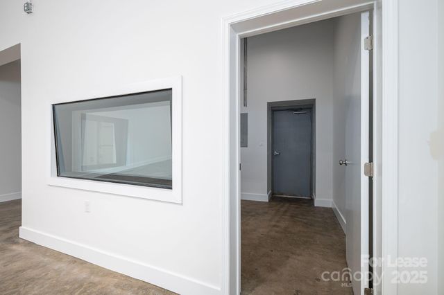 6128 Brookshire Boulevard A, Charlotte, NC 28216