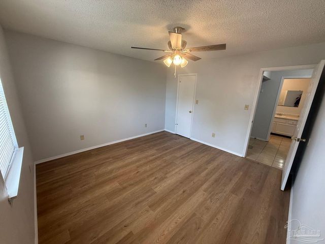 3410 Green Briar Ct 1, Gulf Breeze, FL 32563