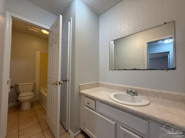 3410 Green Briar Ct 1, Gulf Breeze, FL 32563