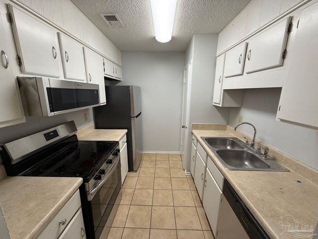 3410 Green Briar Ct 1, Gulf Breeze, FL 32563