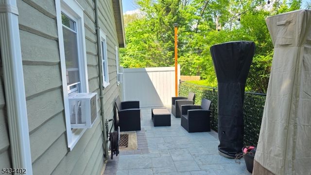 37 Grandview Ave, Jefferson Twp., NJ 07460