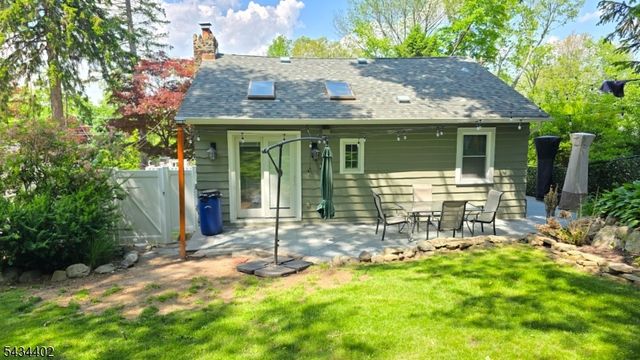 37 Grandview Ave, Jefferson Twp., NJ 07460