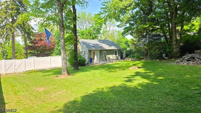 37 Grandview Ave, Jefferson Twp., NJ 07460