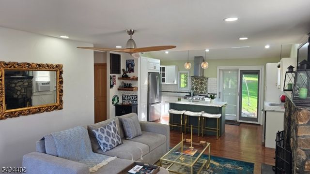 37 Grandview Ave, Jefferson Twp., NJ 07460