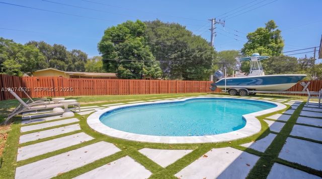 4801 Tyler St, Hollywood, FL 33021