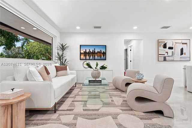 4801 Tyler St, Hollywood, FL 33021