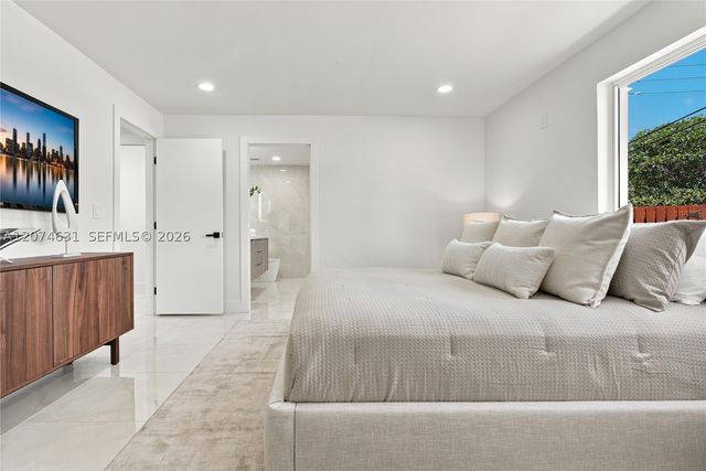 4801 Tyler St, Hollywood, FL 33021