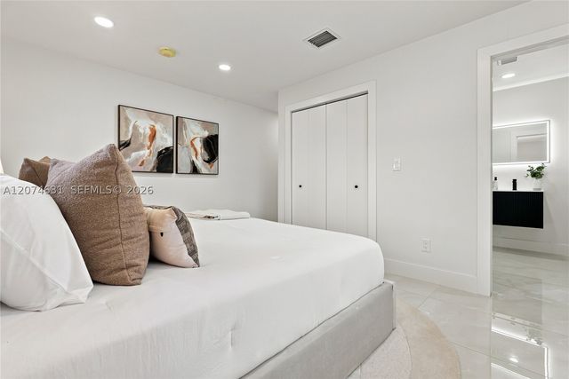 4801 Tyler St, Hollywood, FL 33021