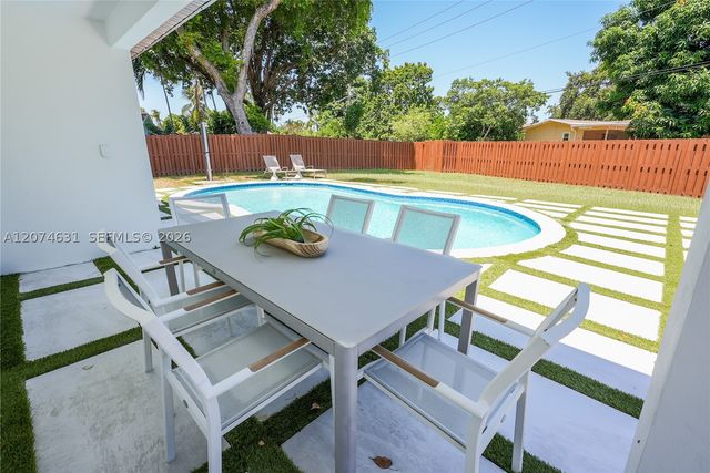4801 Tyler St, Hollywood, FL 33021