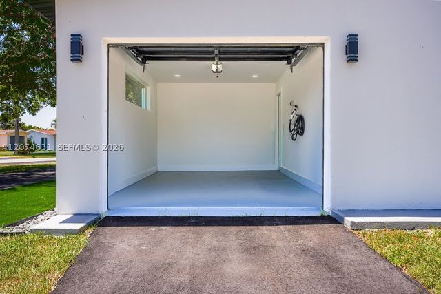 4801 Tyler St, Hollywood, FL 33021