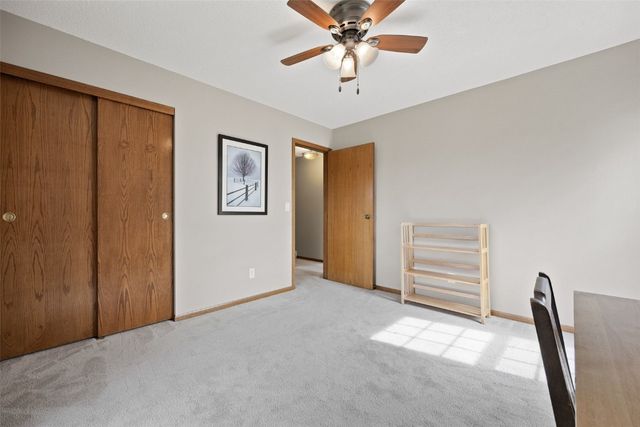 4131 Blue Jay Drive NE C, Cedar Rapids, IA 52402