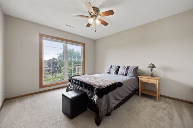 4131 Blue Jay Drive NE C, Cedar Rapids, IA 52402