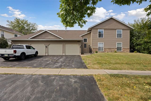 4131 Blue Jay Drive NE C, Cedar Rapids, IA 52402