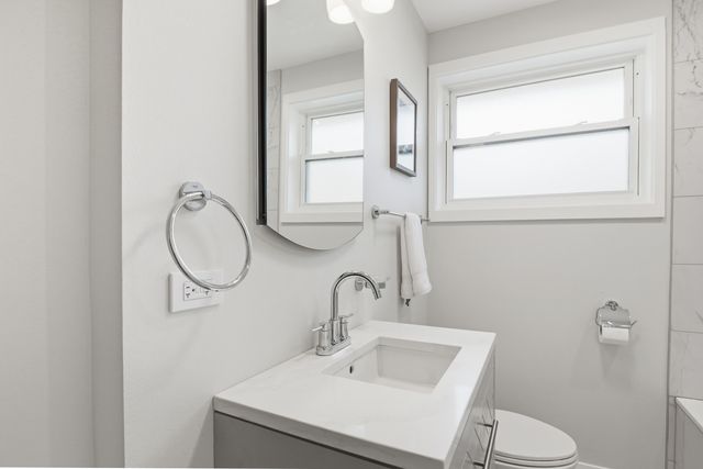 318 Hibbard Road, Wilmette, IL 60091