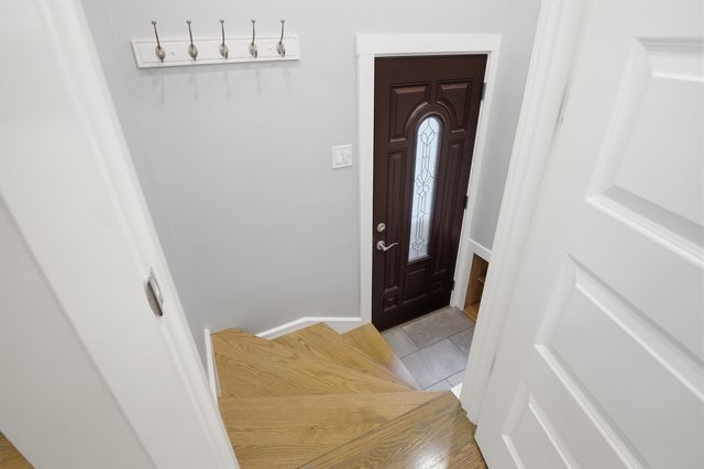 318 Hibbard Road, Wilmette, IL 60091