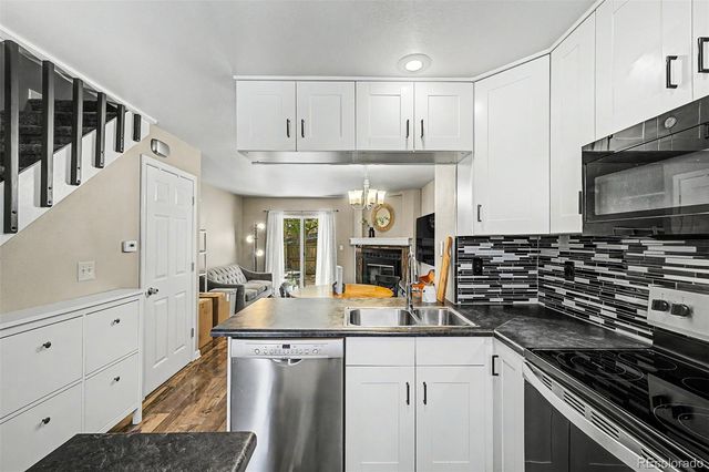 8198 S Columbine Court, Centennial, CO 80122