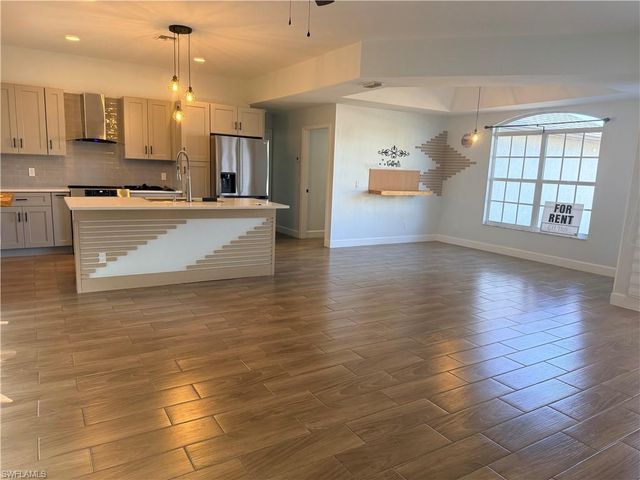 4133 SW 7th AVE, Cape Coral, FL 33914