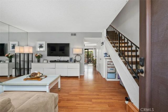 14 Greenleaf, Irvine, CA 92604