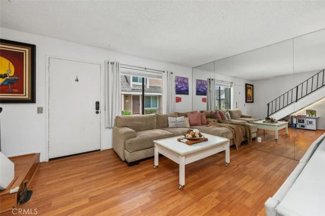 14 Greenleaf, Irvine, CA 92604