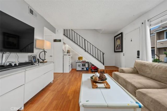 14 Greenleaf, Irvine, CA 92604