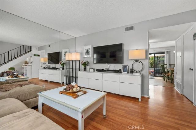 14 Greenleaf, Irvine, CA 92604