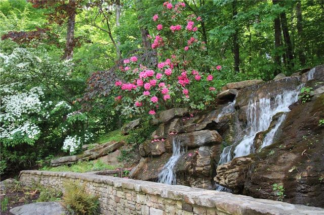 1045 Bear Paw Ridge, Dahlonega, GA 30533