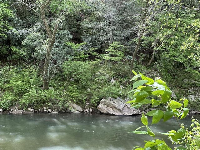 1045 Bear Paw Ridge, Dahlonega, GA 30533